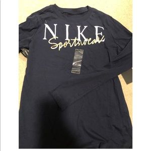 Nike long sleeve top